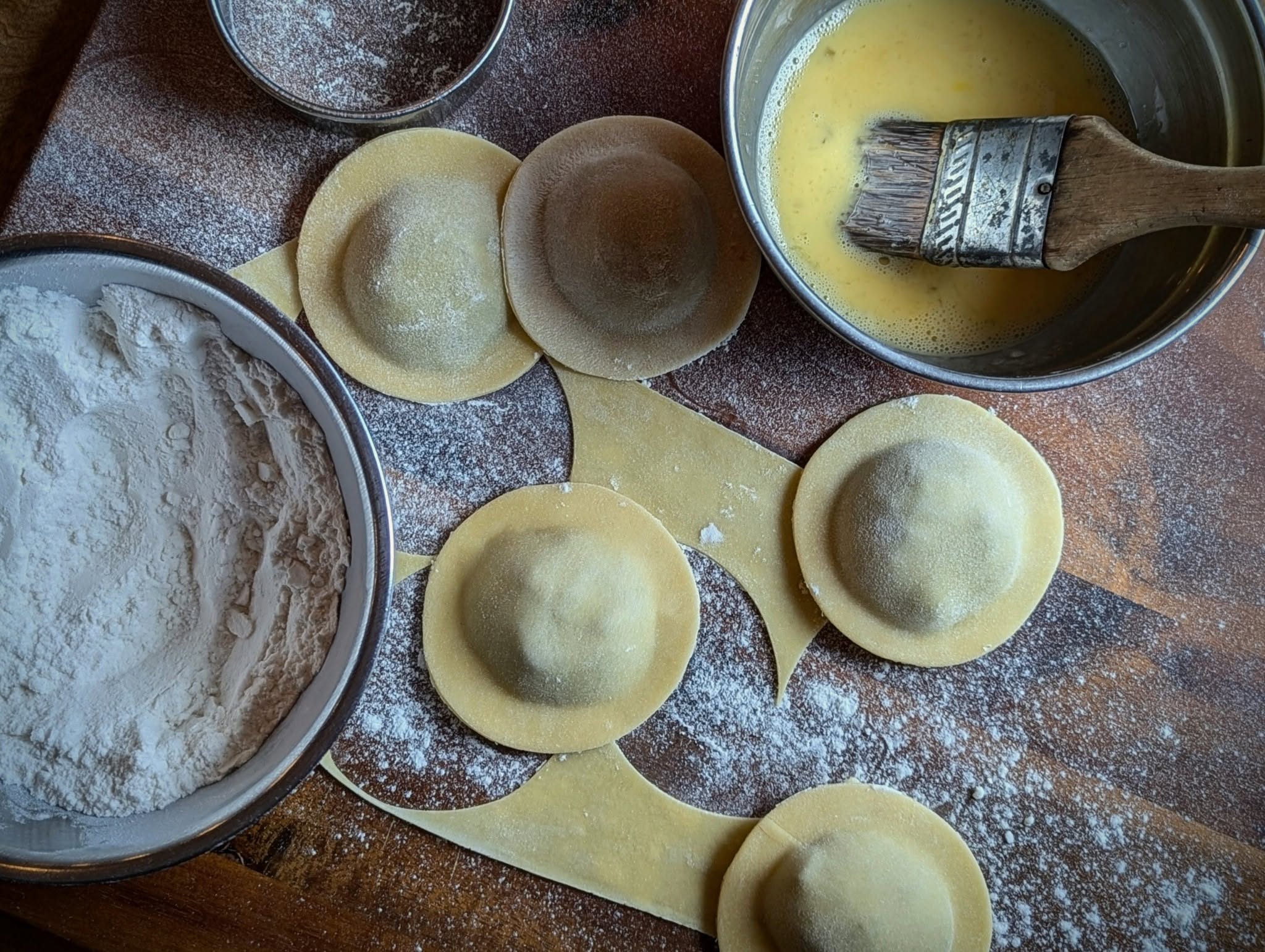 Raviolis frais, préparés à la main
